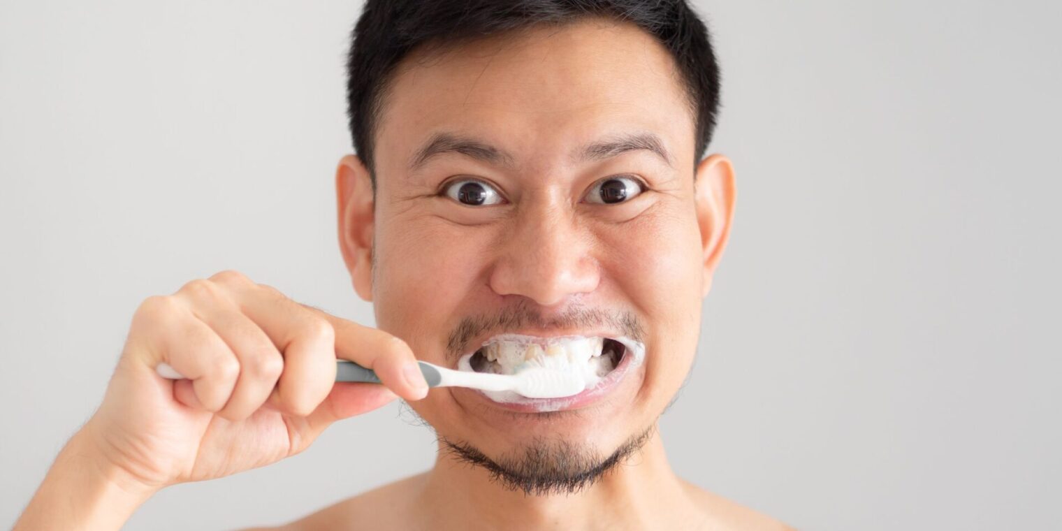 Don’t Make These Two Tooth-Brushing Mistakes