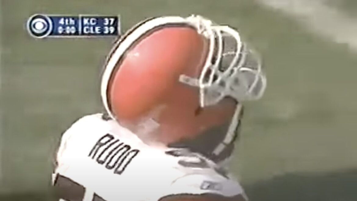 The NFL Mistake That Cost a Game: What Dwayne Rudd’s Helmet Toss Teaches Us About Assumptions